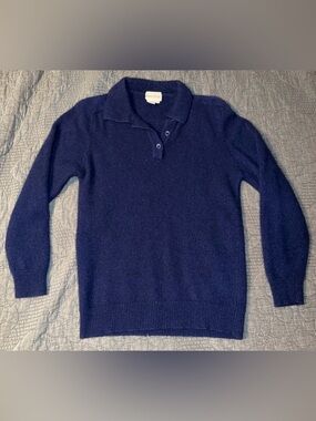 Neiman Marcus Women's Navy V-Neck Polo Sweater